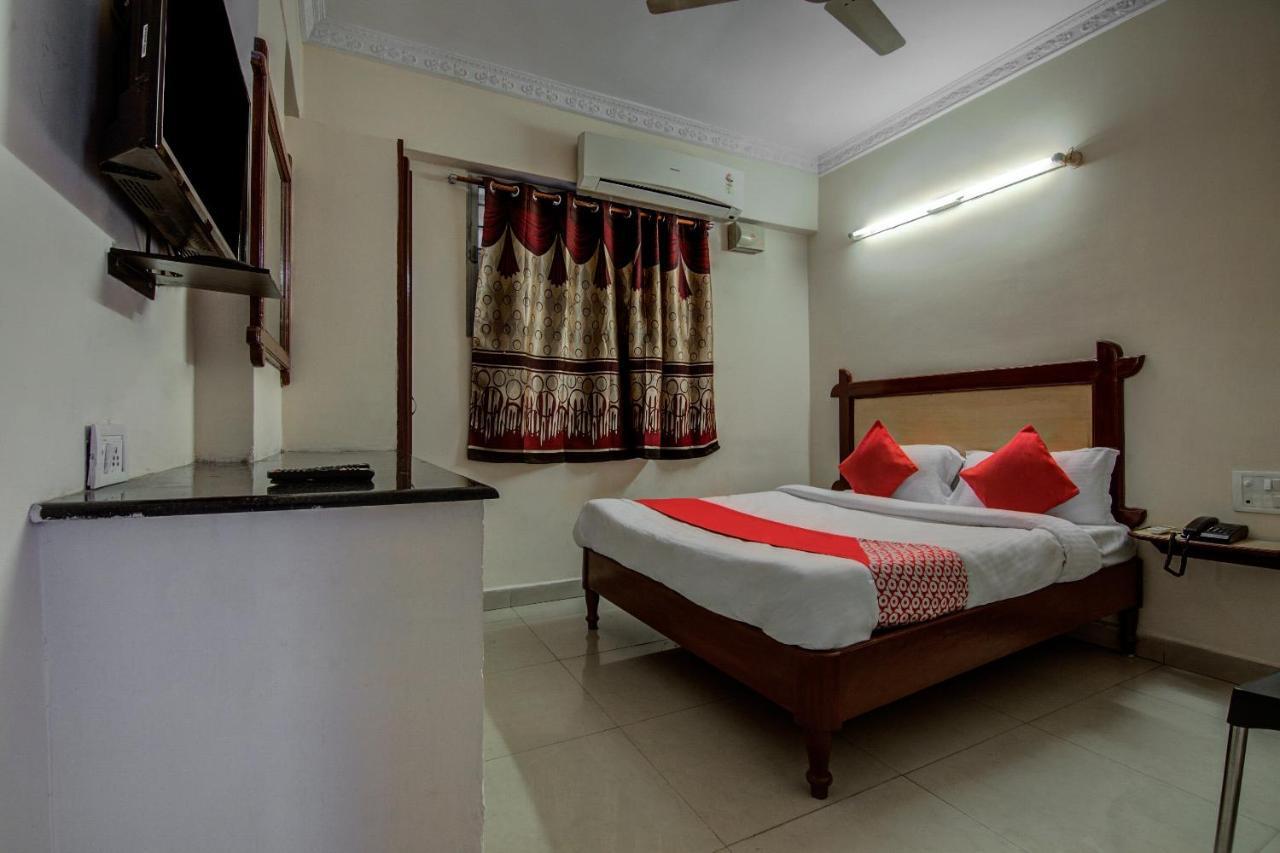 Oyo Hotel Lakshmi Paradise Visakhapatnam Eksteriør bilde